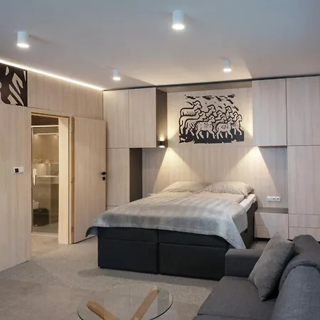 Mountain A2 Apartment & Studio On The Ski Slope Apartamento