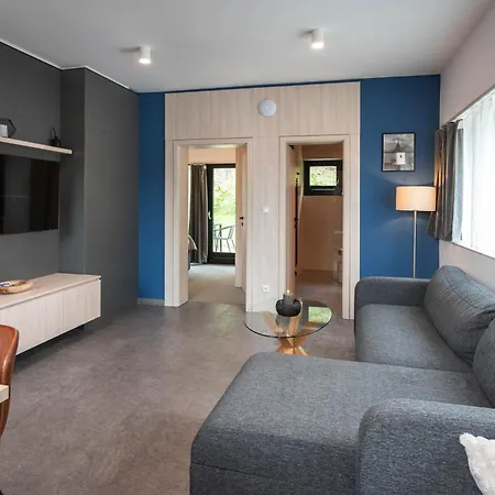 아파트 Mountain A2 & On The Slope *