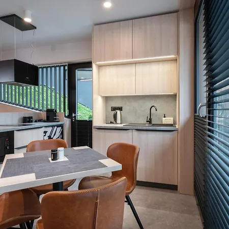 Mountain A2 Apartment & Studio On The Ski Slope Apartamento